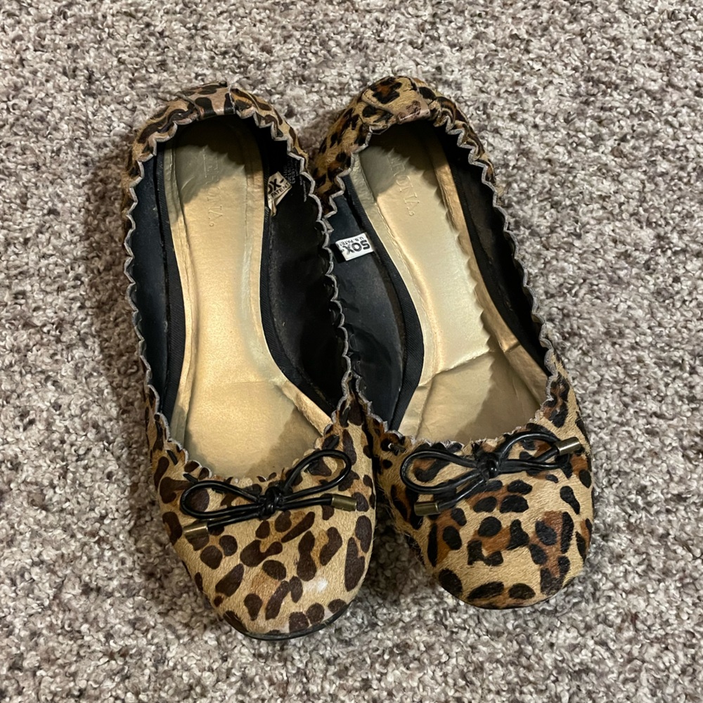 Target Women’s cheetah print flats, size 8.5